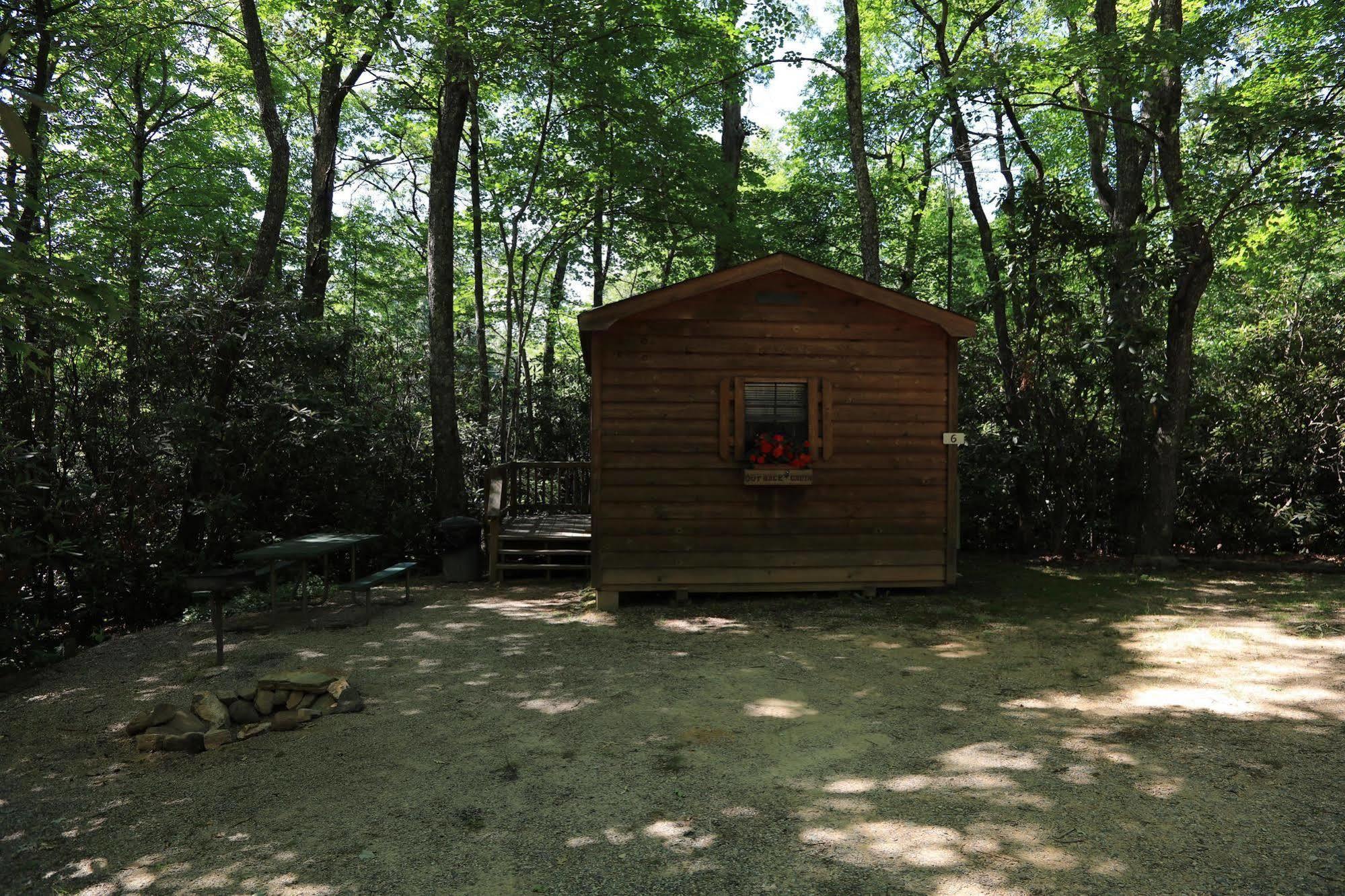 Linville Falls Campground, Rv Park, And Cabins ภายนอก รูปภาพ