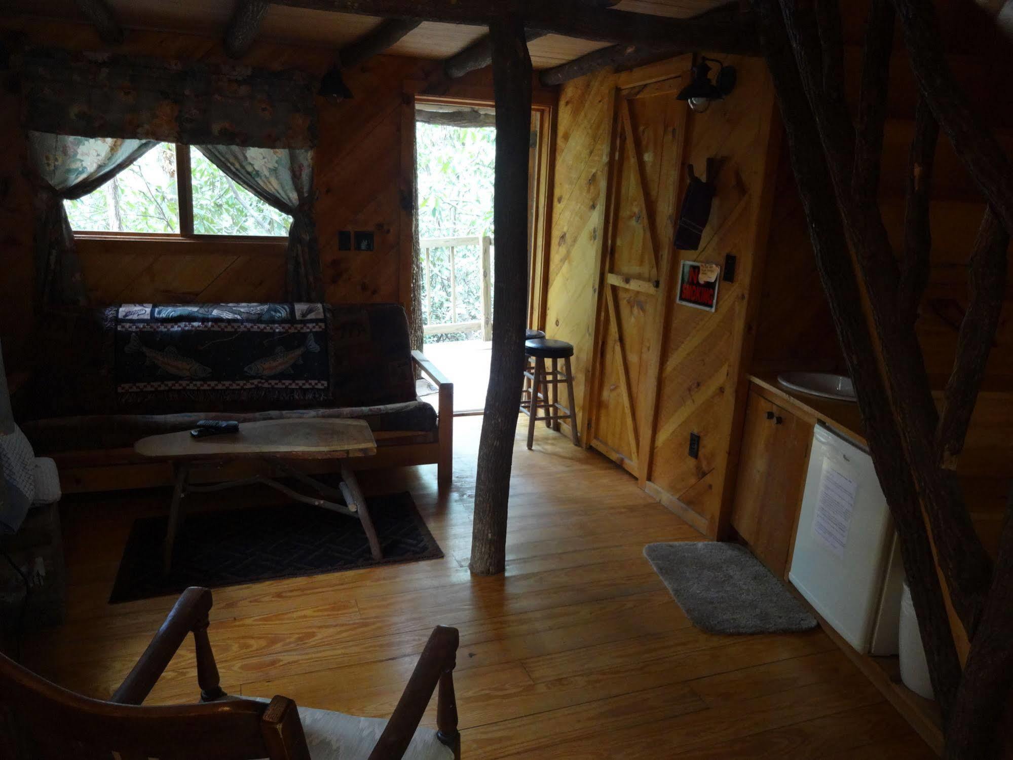 Linville Falls Campground, Rv Park, And Cabins ภายนอก รูปภาพ