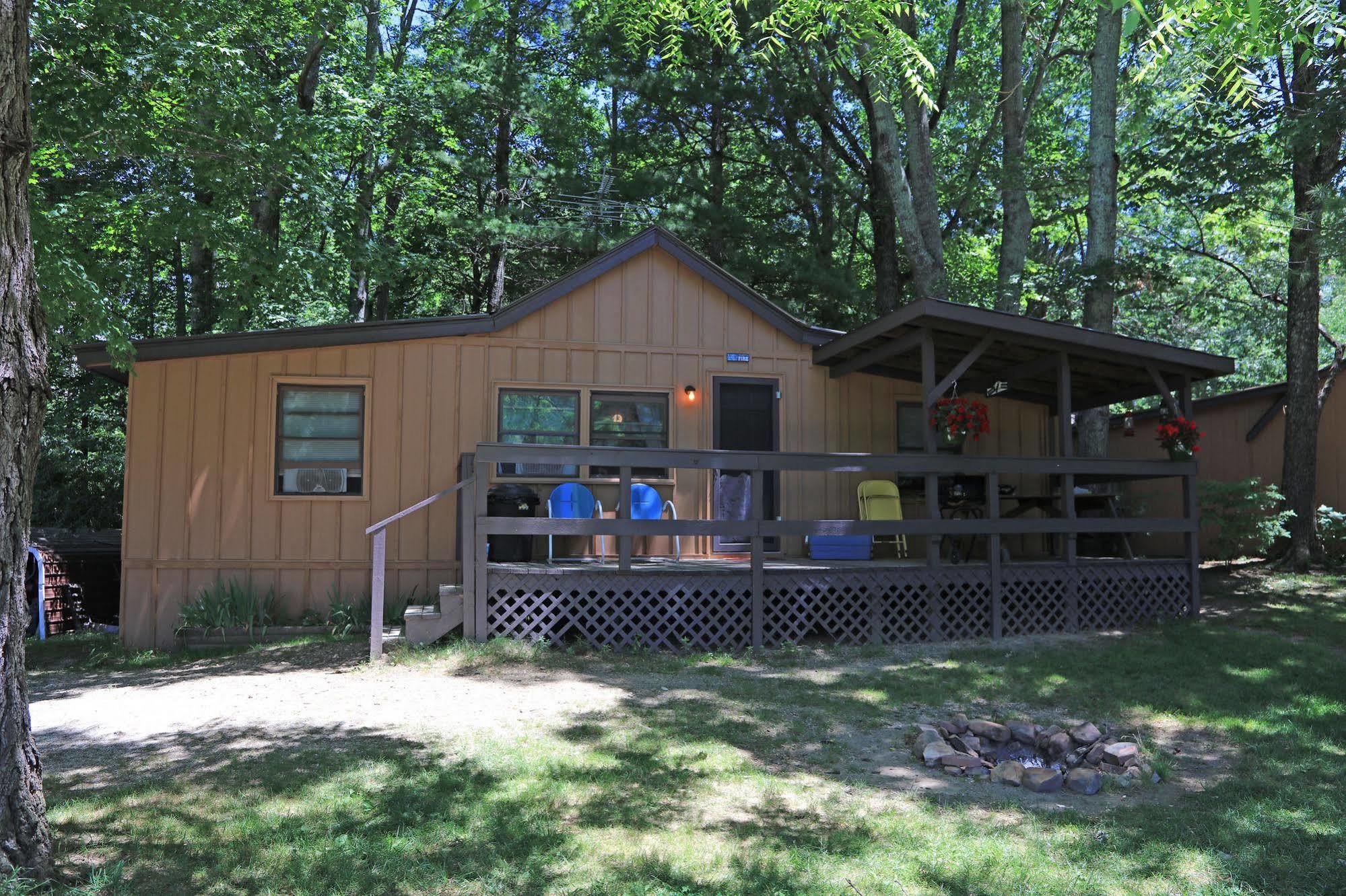 Linville Falls Campground, Rv Park, And Cabins ภายนอก รูปภาพ