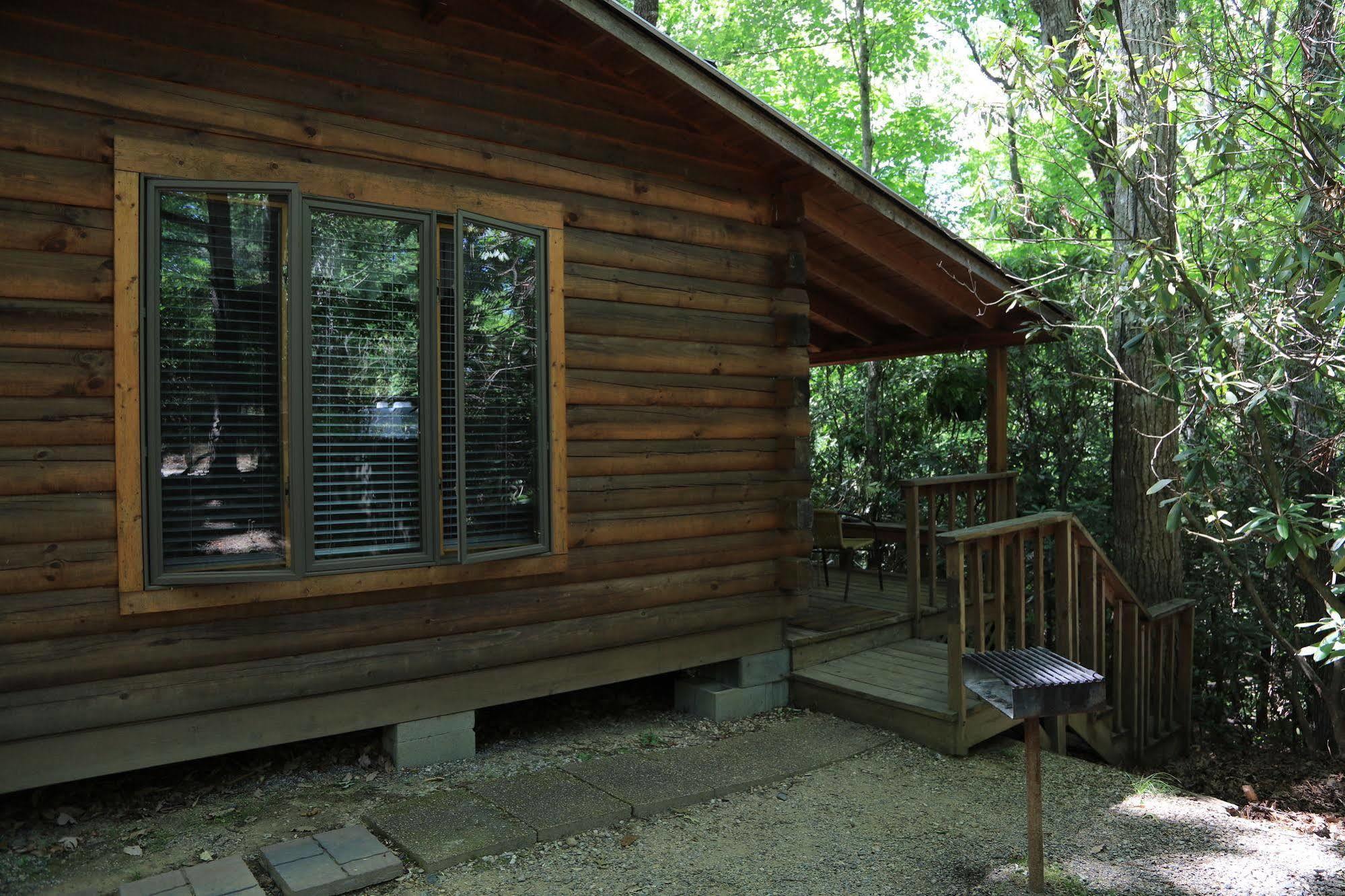 Linville Falls Campground, Rv Park, And Cabins ภายนอก รูปภาพ