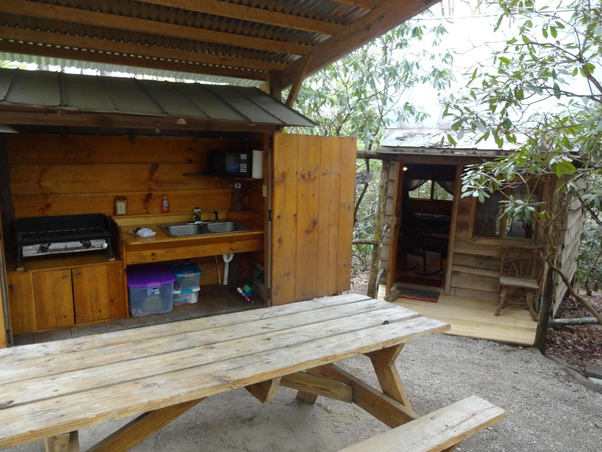 Linville Falls Campground, Rv Park, And Cabins ภายนอก รูปภาพ